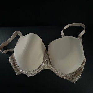 Wacoal La Femme Underwire T-Shirt Bra size 32DDD beige bra